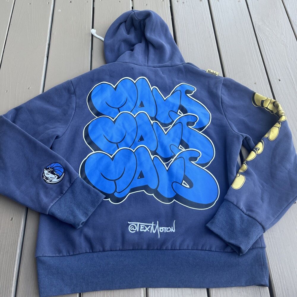 MODELO Beer Men's Dallas Mavericks Hoodie Embroidered Logo Cerveza Size XL - Picture 4 of 11